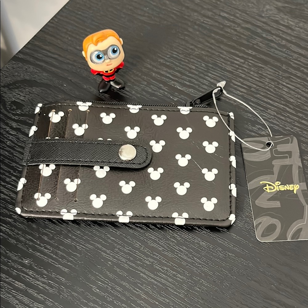Disney Black and White Mickey Mouse Card Holder Nwt